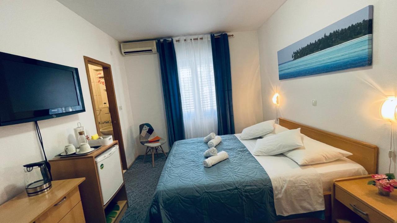 Apartmens And Rooms Madunic V Σπλιτ Εξωτερικό φωτογραφία
