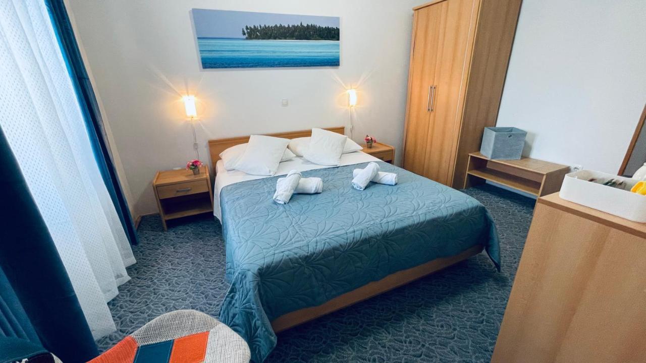 Apartmens And Rooms Madunic V Σπλιτ Εξωτερικό φωτογραφία