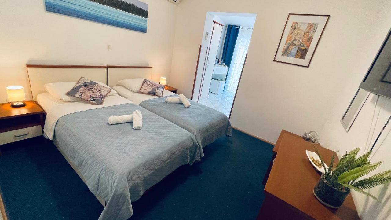 Apartmens And Rooms Madunic V Σπλιτ Εξωτερικό φωτογραφία