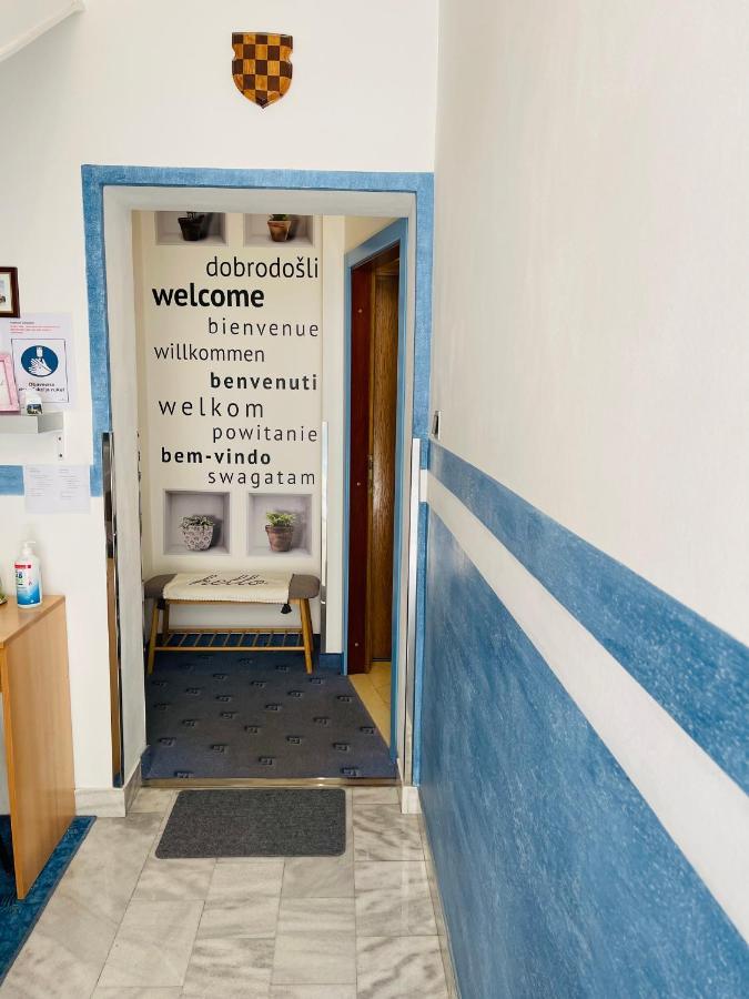 Apartmens And Rooms Madunic V Σπλιτ Εξωτερικό φωτογραφία